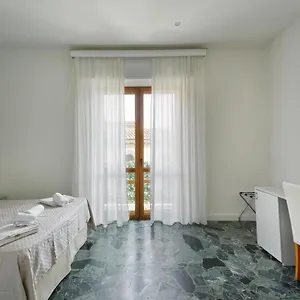 Jade Italy