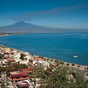 Viola , Agnone Bagni Italia